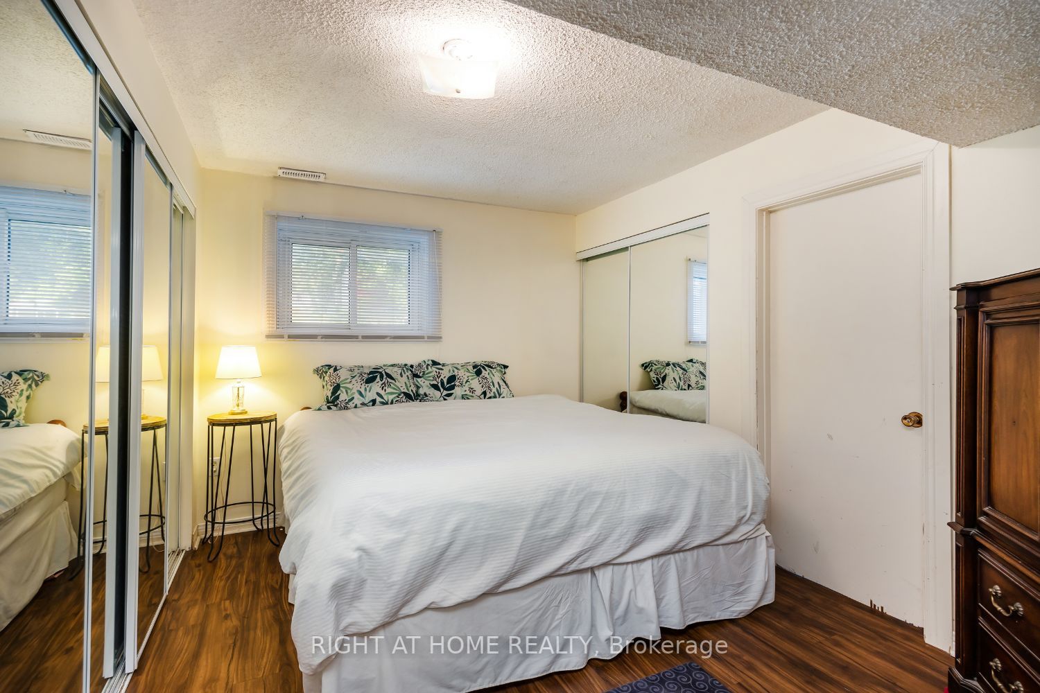 32 Percy Cres