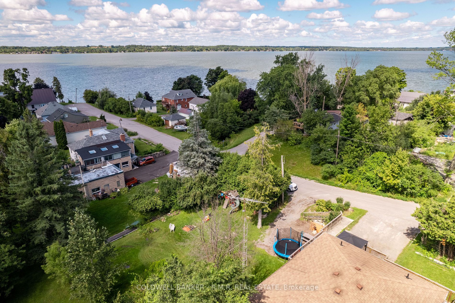 16 Putsey Dr