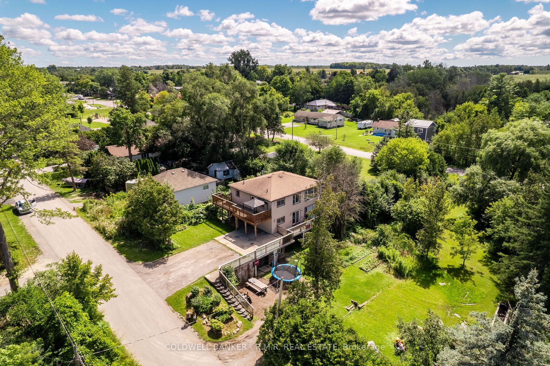 16 Putsey Dr