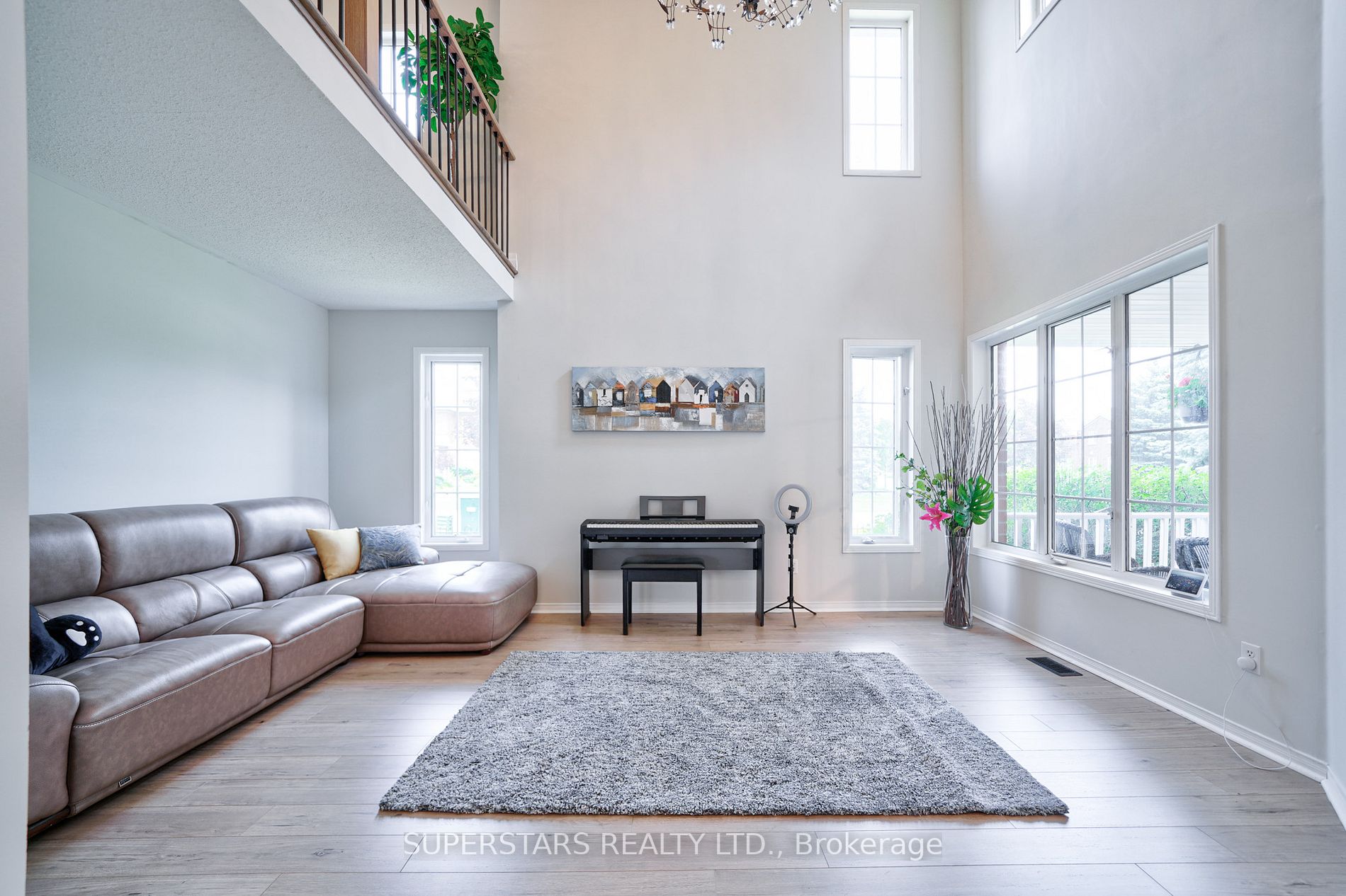 2 Redvers Street