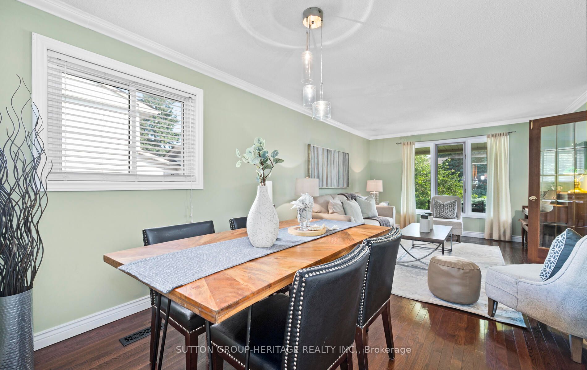 24 Anstead Crescent