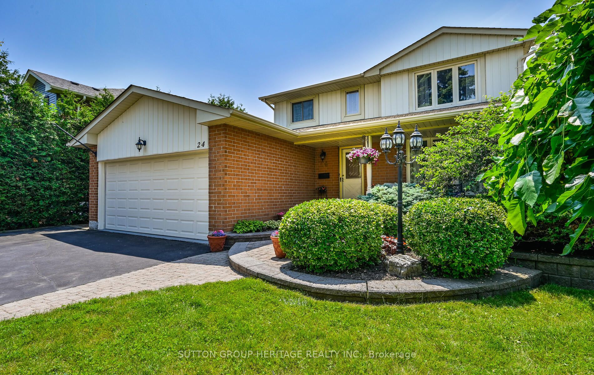 24 Anstead Crescent