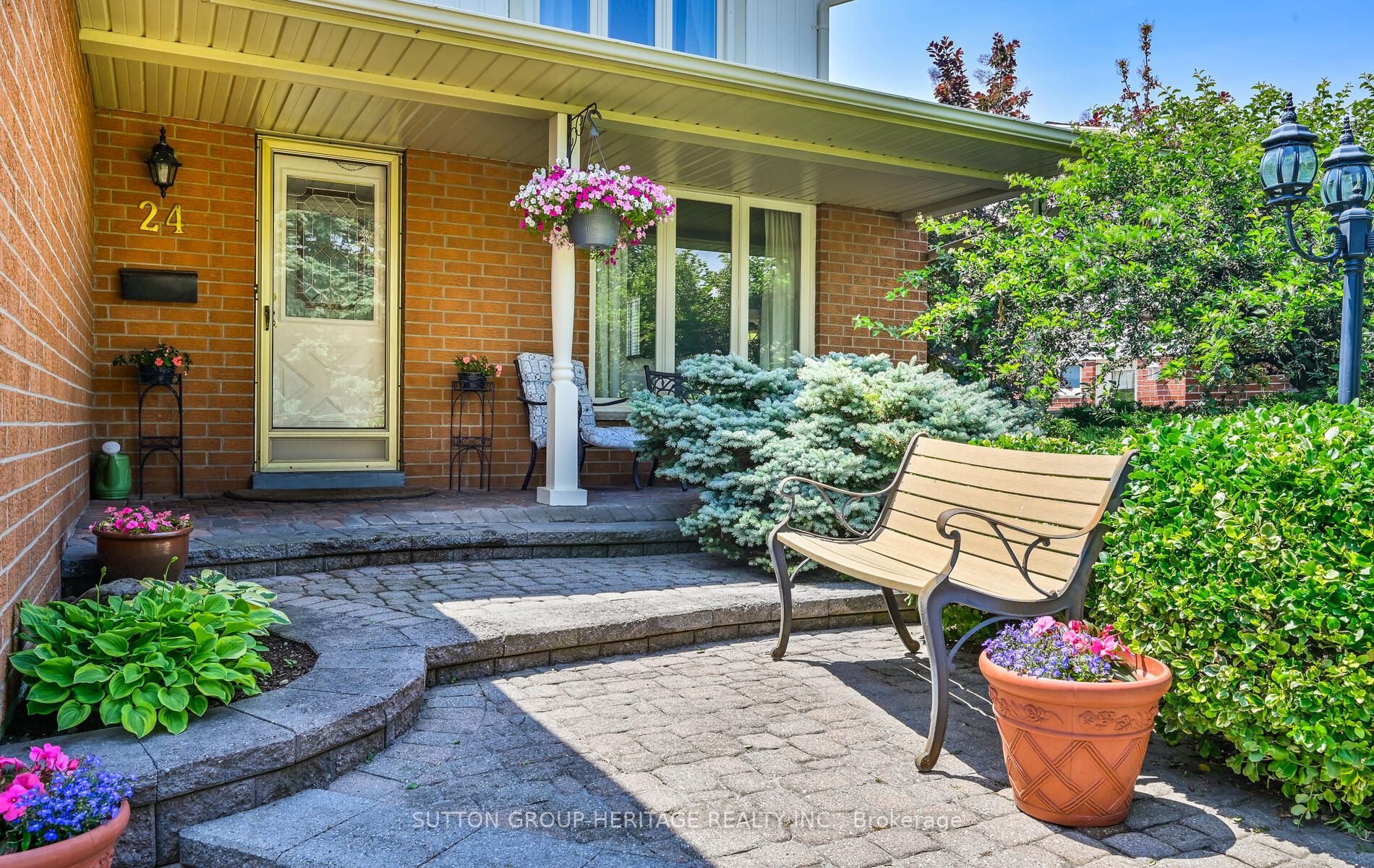 24 Anstead Crescent