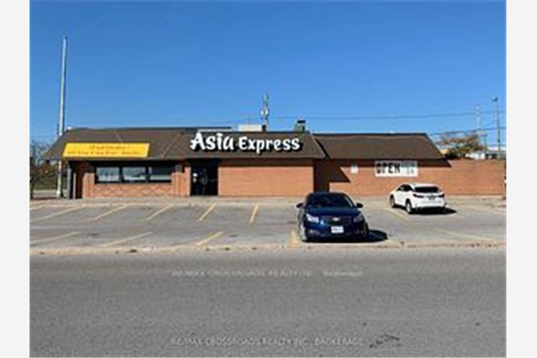 1615 Dundas St E, Whitby