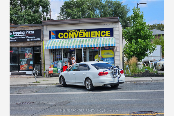 1011 Coxwell Ave, Toronto