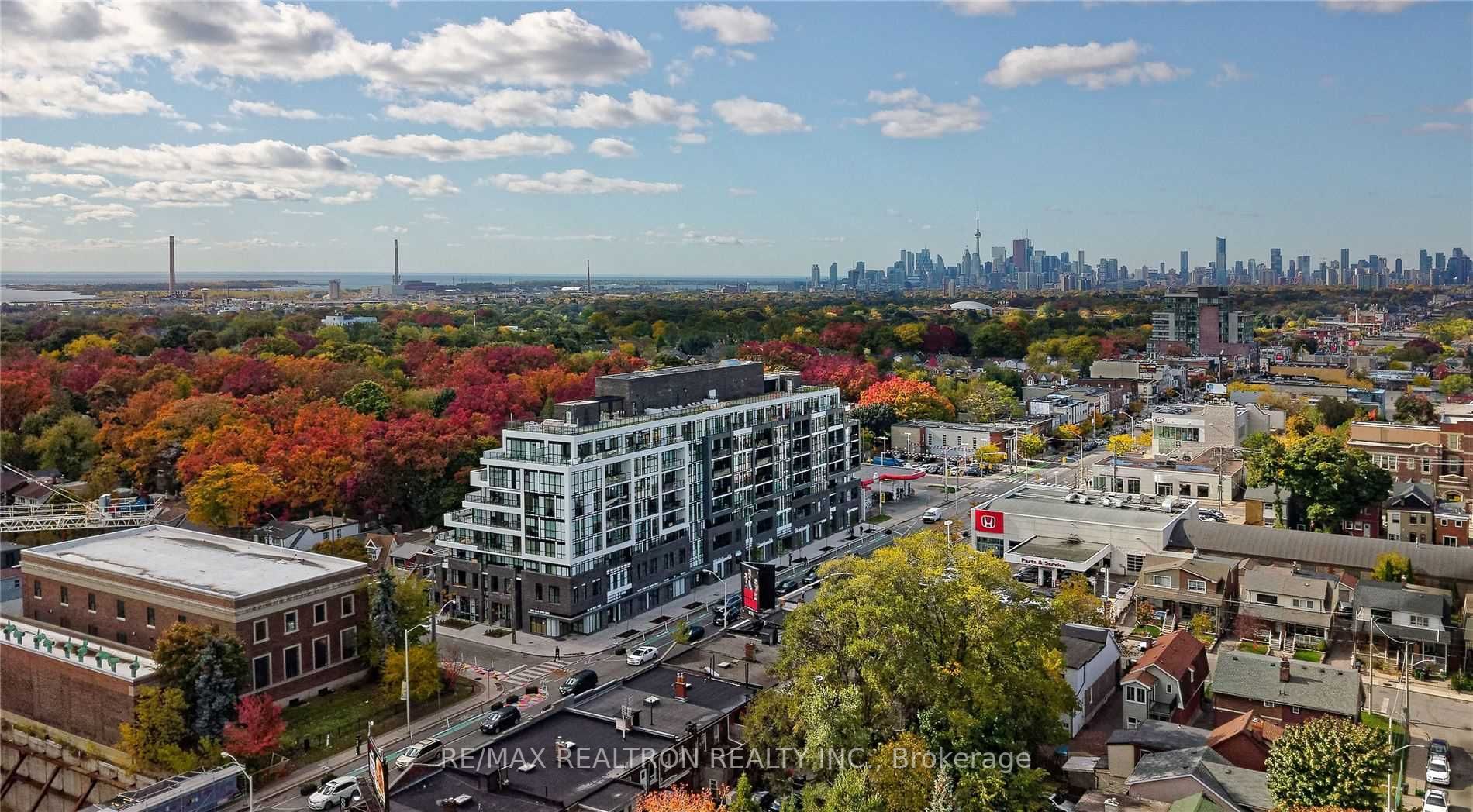 2301 Danforth Ave, #404