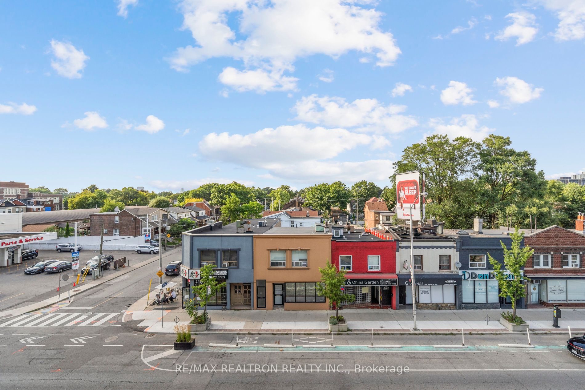 2301 Danforth Ave, #404