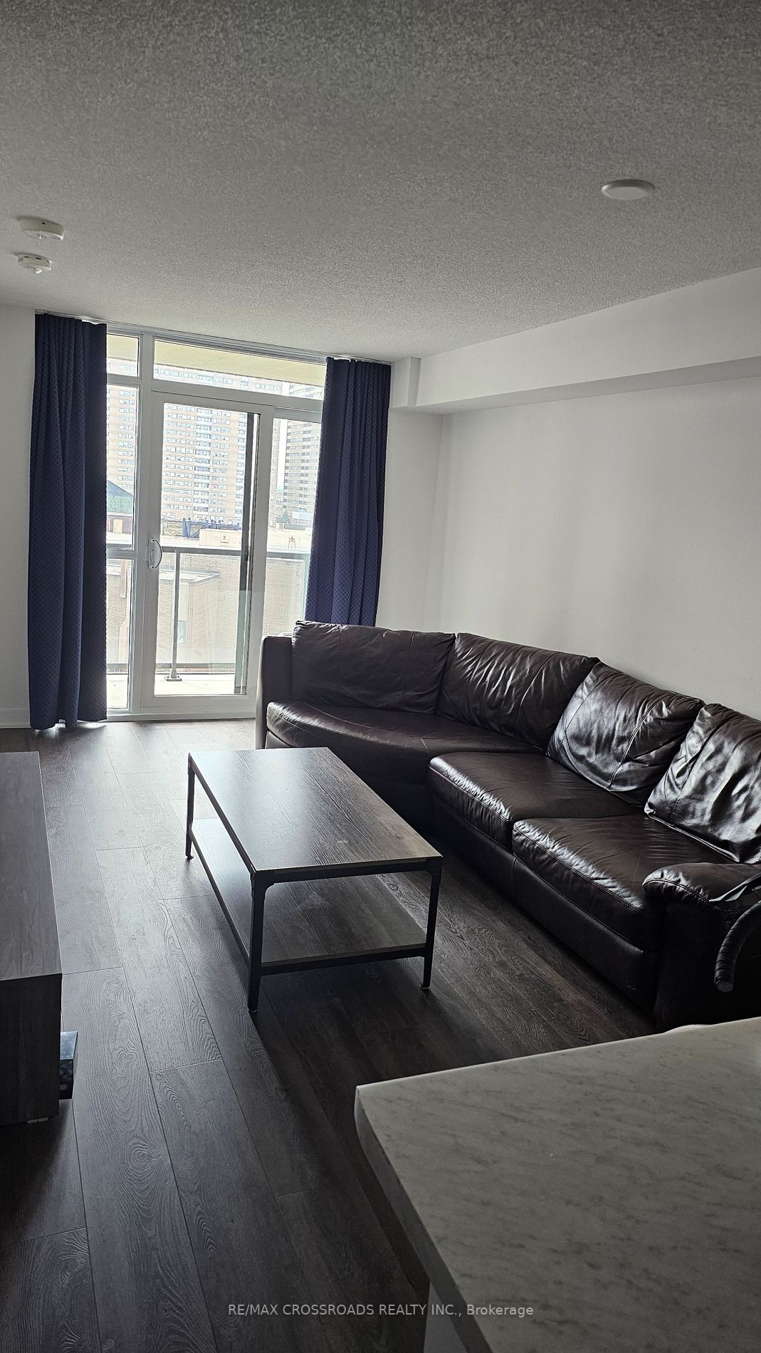 8 Trent Avenue #502