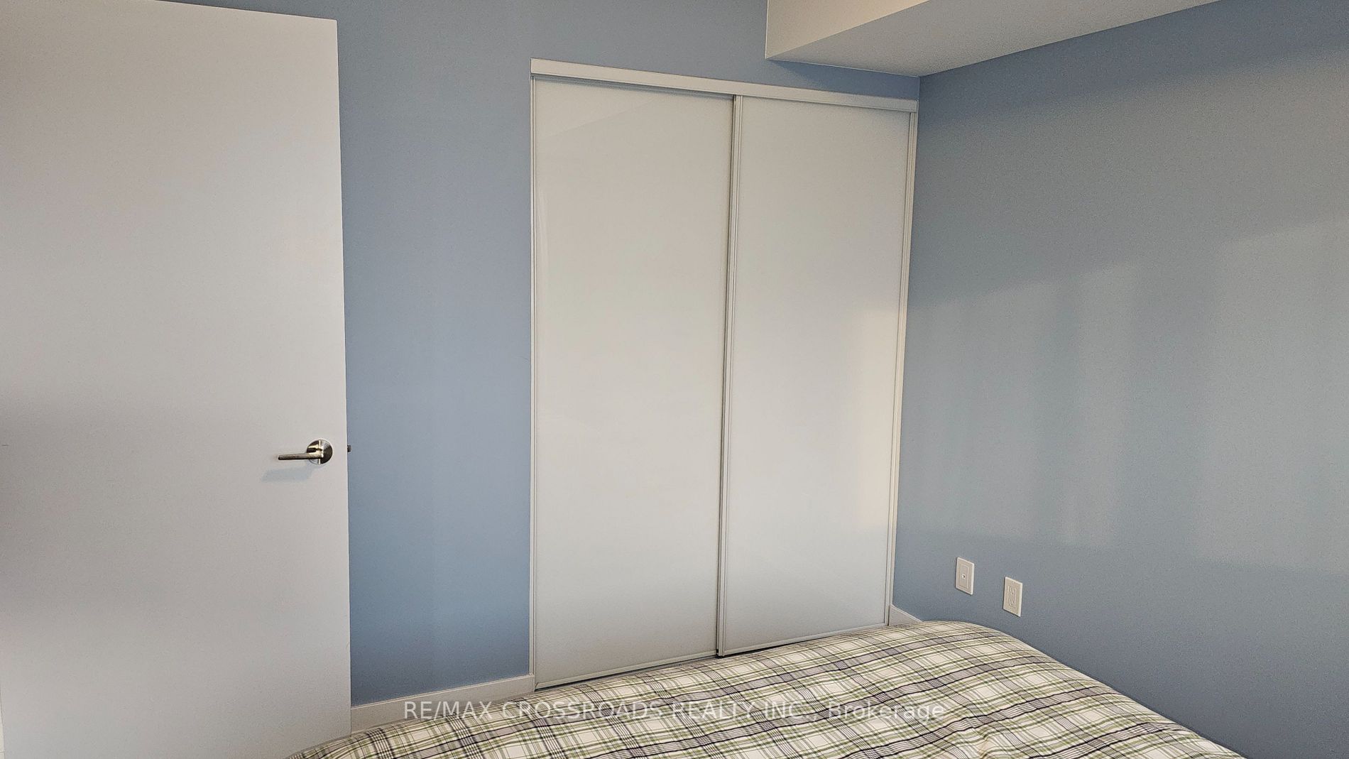 8 Trent Avenue #502