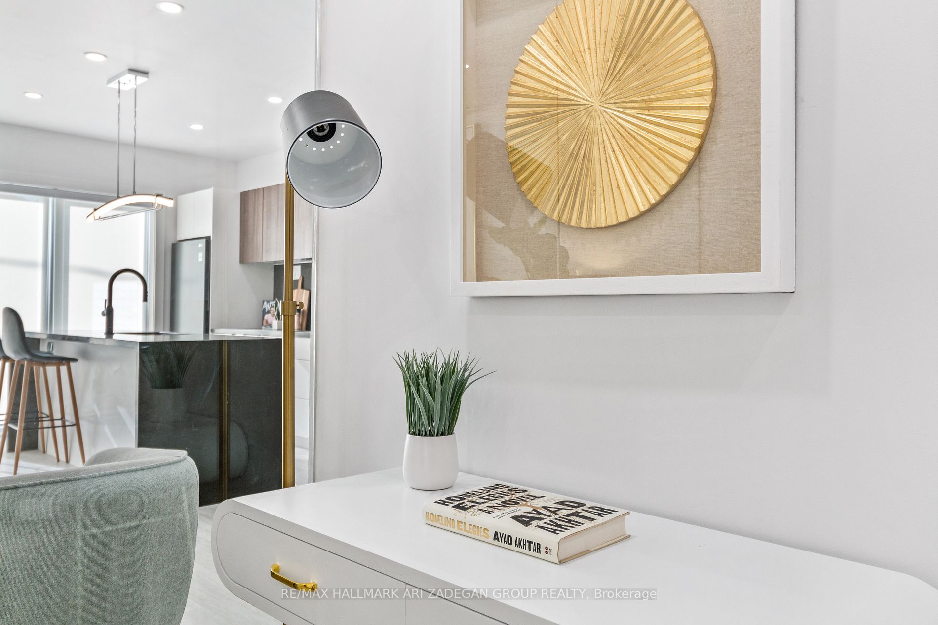 16 Minto St, #1