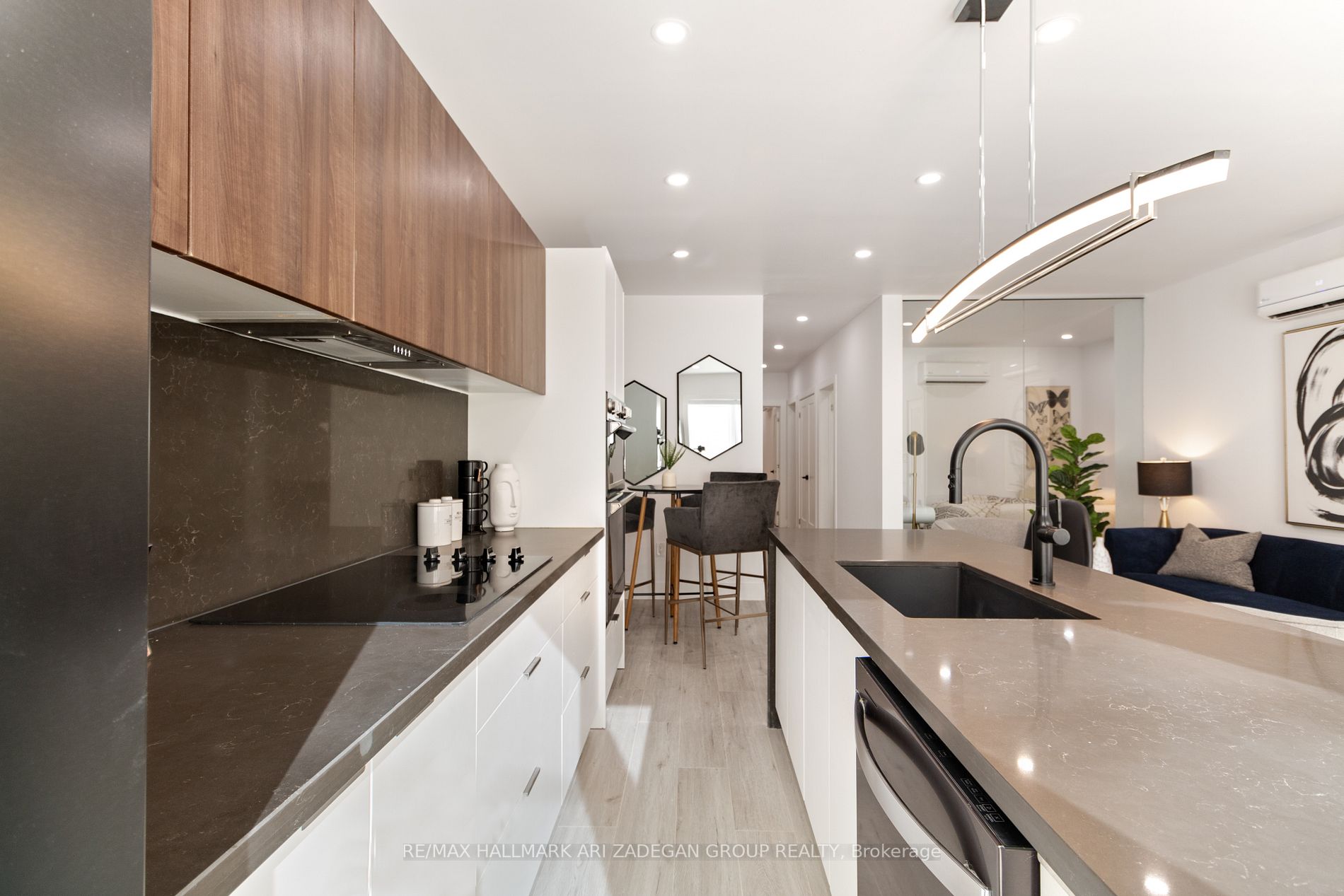 16 Minto St, #1