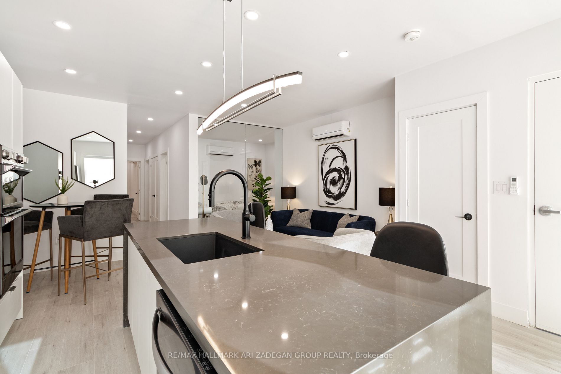 16 Minto St, #1