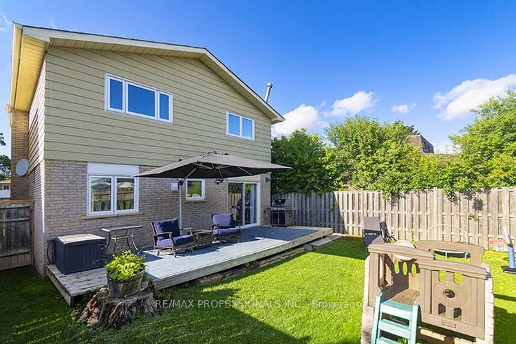 598 Stonebridge Lane