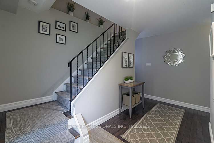 598 Stonebridge Lane