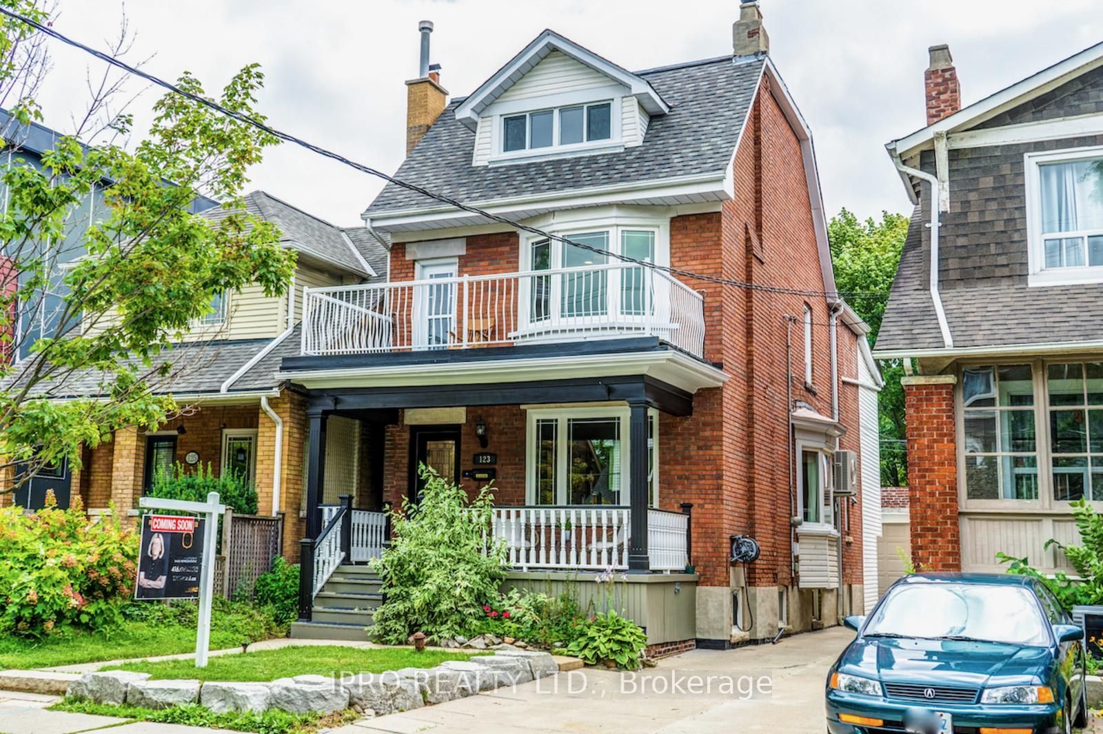 123 Browning Ave