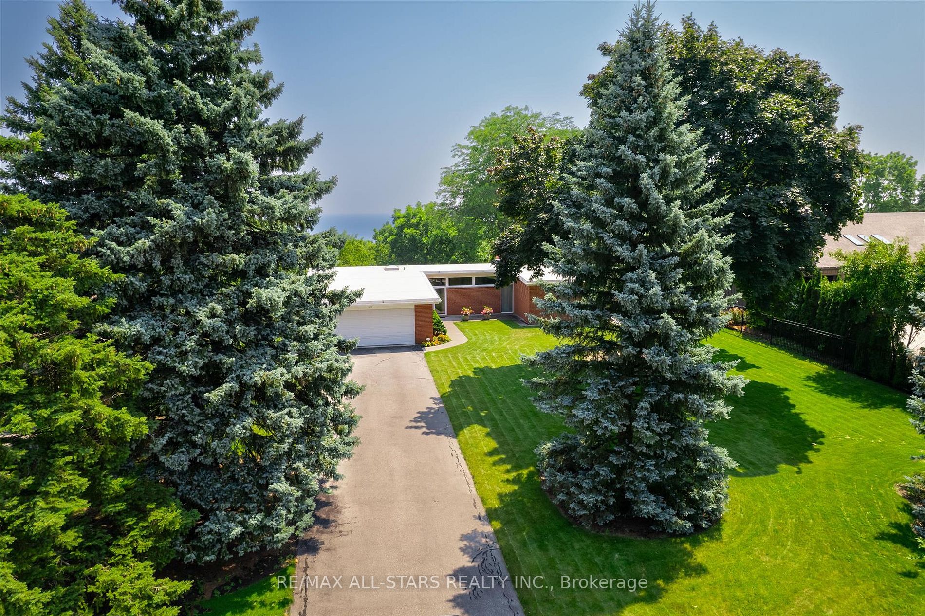 59 Hill Cres