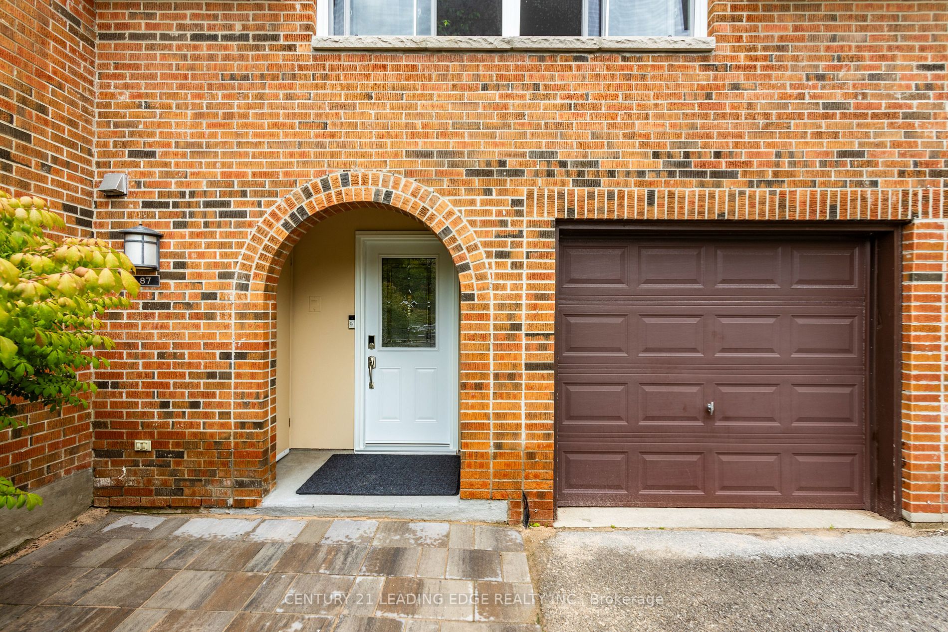 87 Deacon Lane S, #0