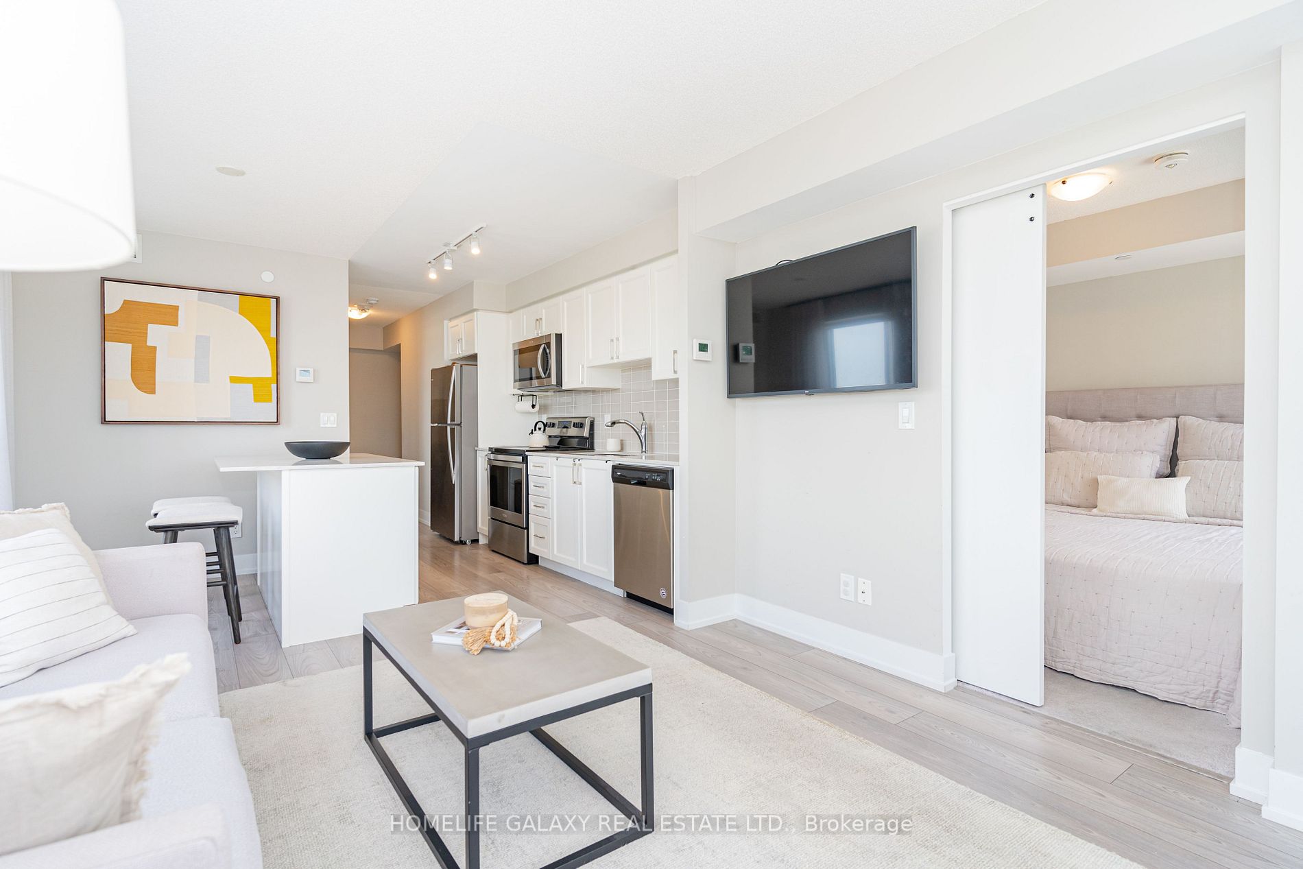 1255 Bayly Street, #609
