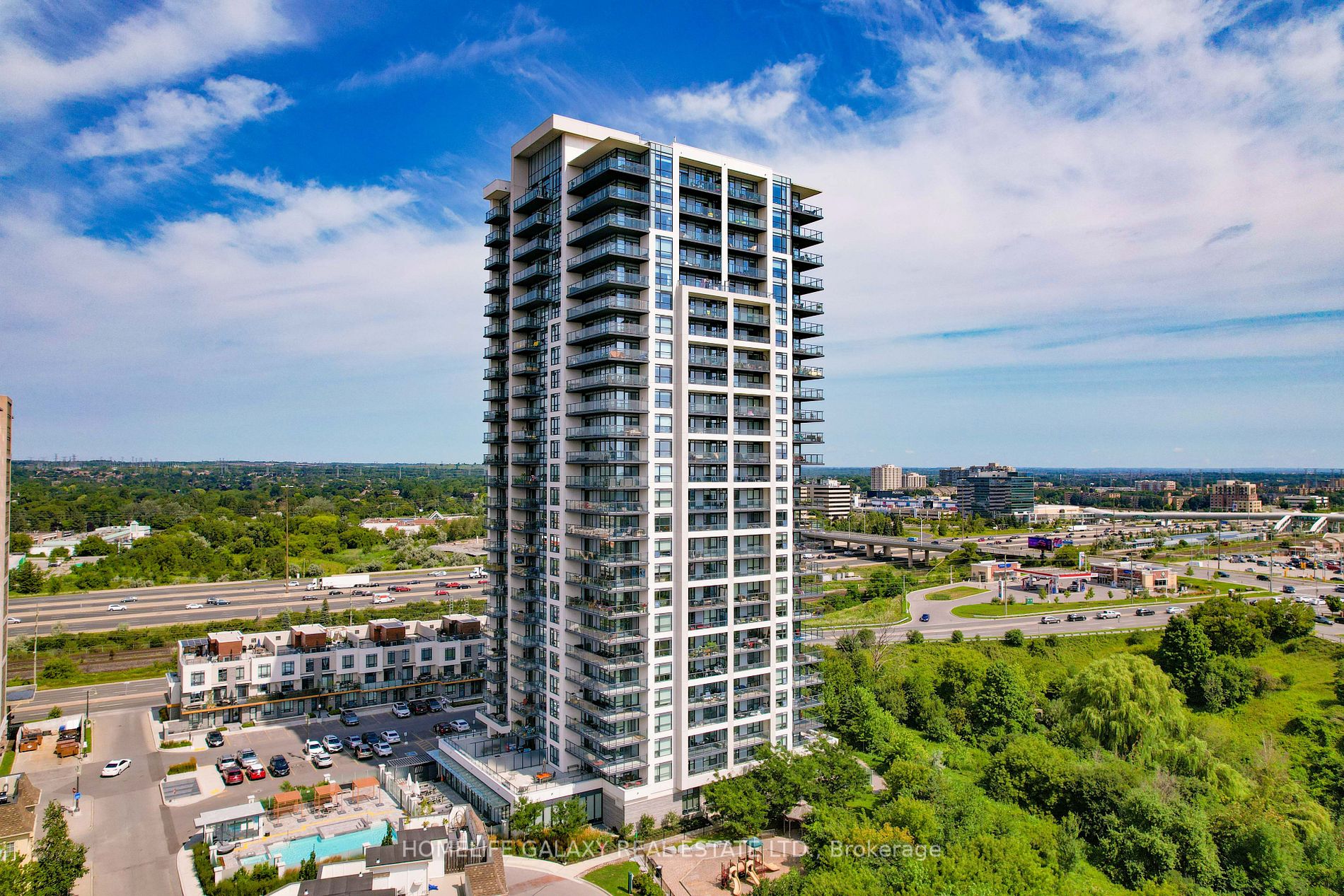 1255 Bayly St, #609