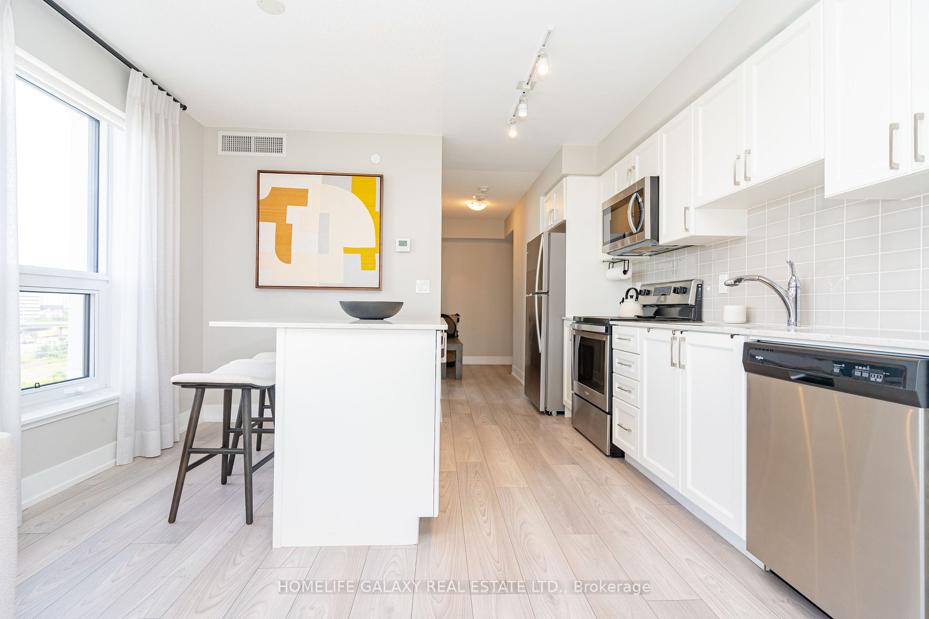 1255 Bayly Street, #609