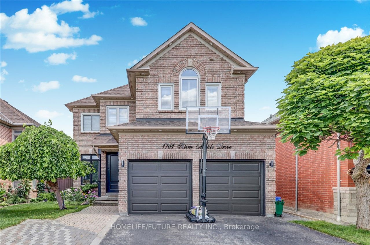 1761 Silver Maple Dr