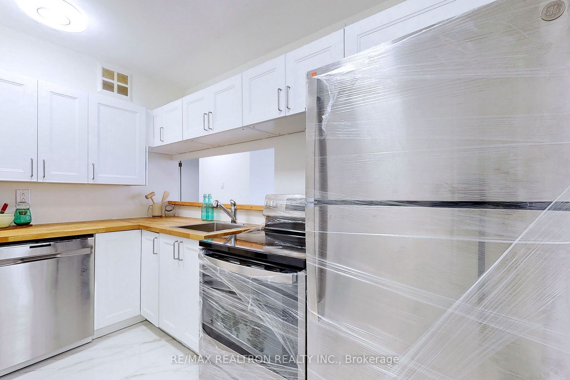 3050 Ellesmere Road, #1619