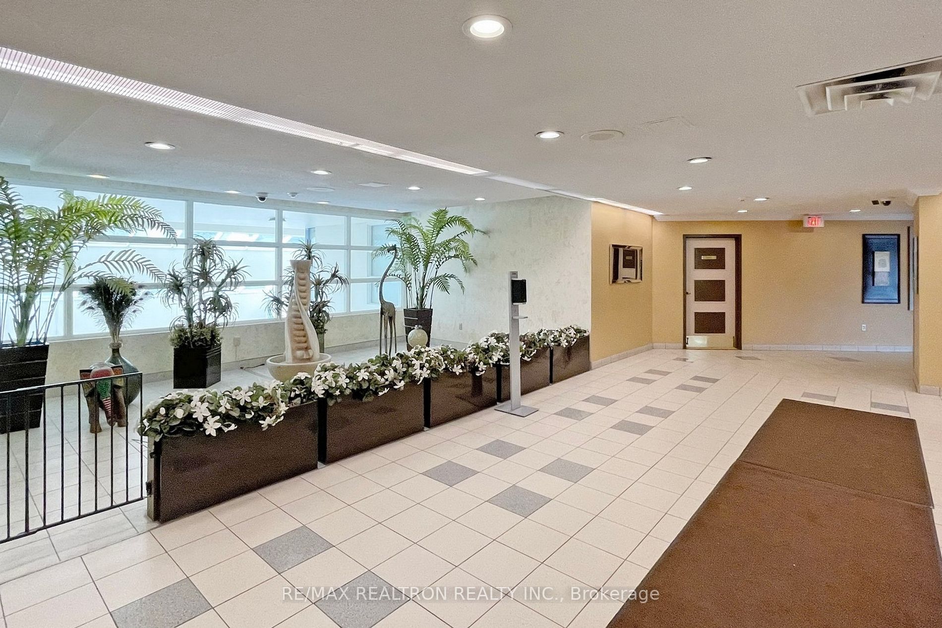 3050 Ellesmere Road, #1619
