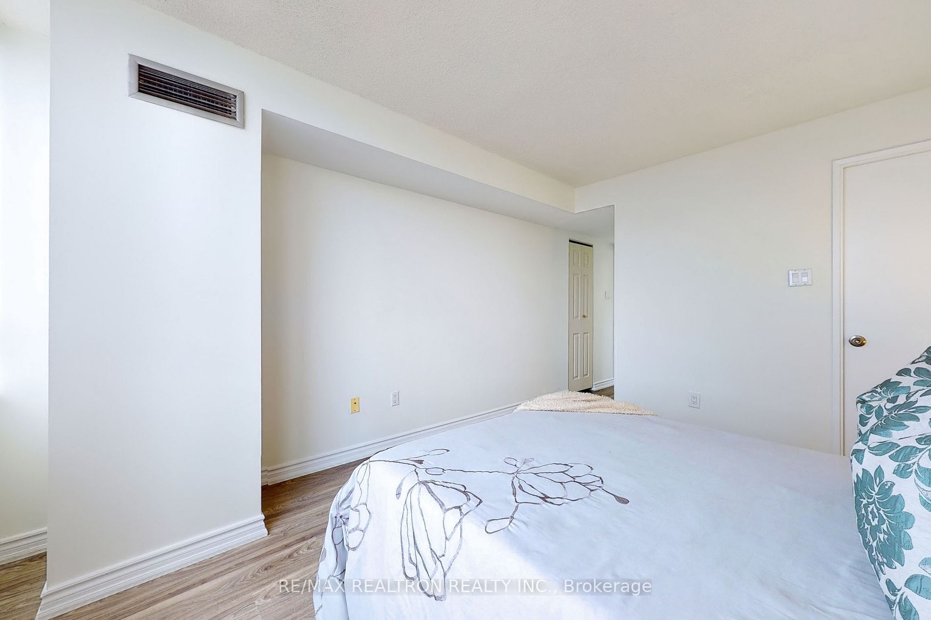 3050 Ellesmere Road, #1619