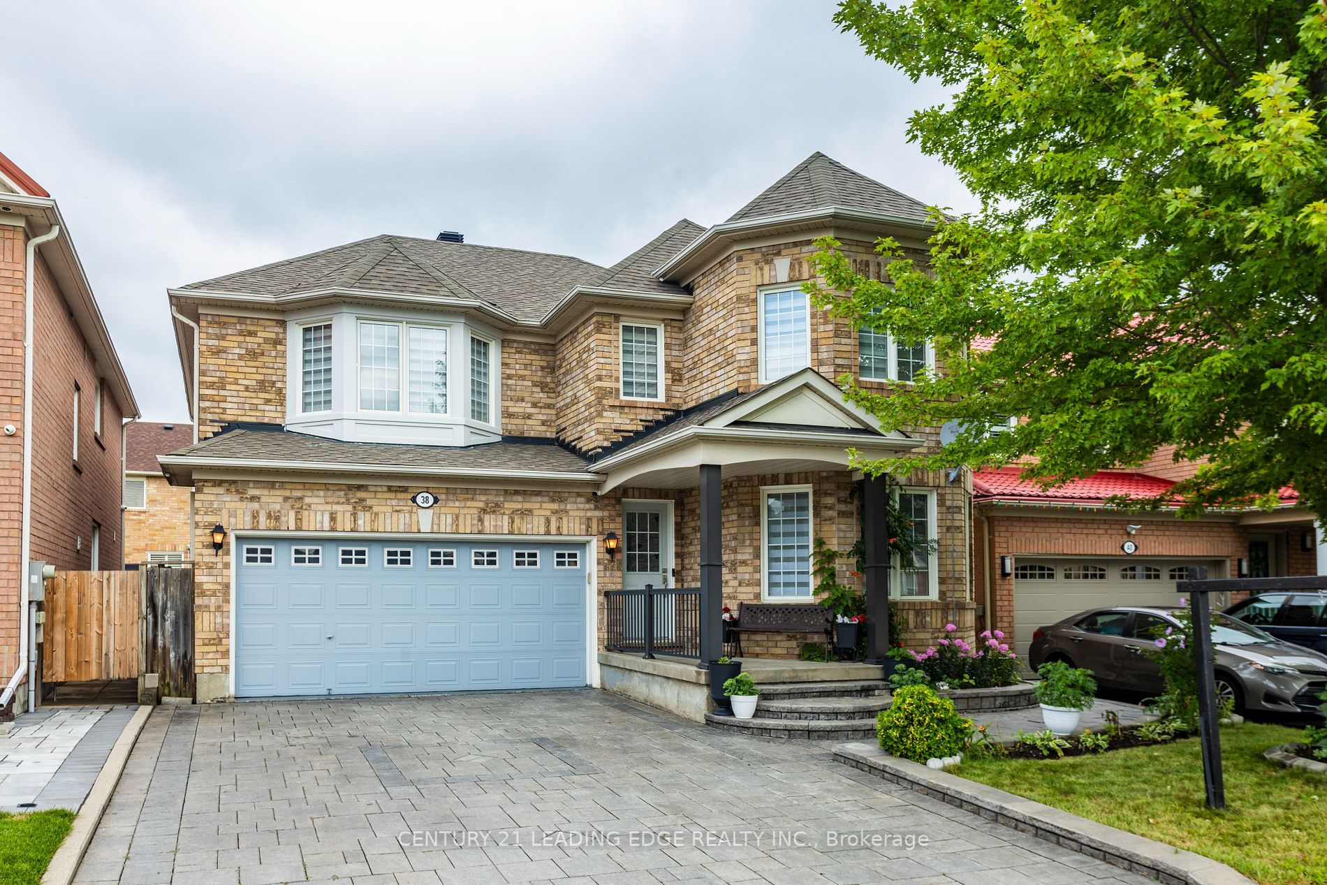 38 Bobolink Ave