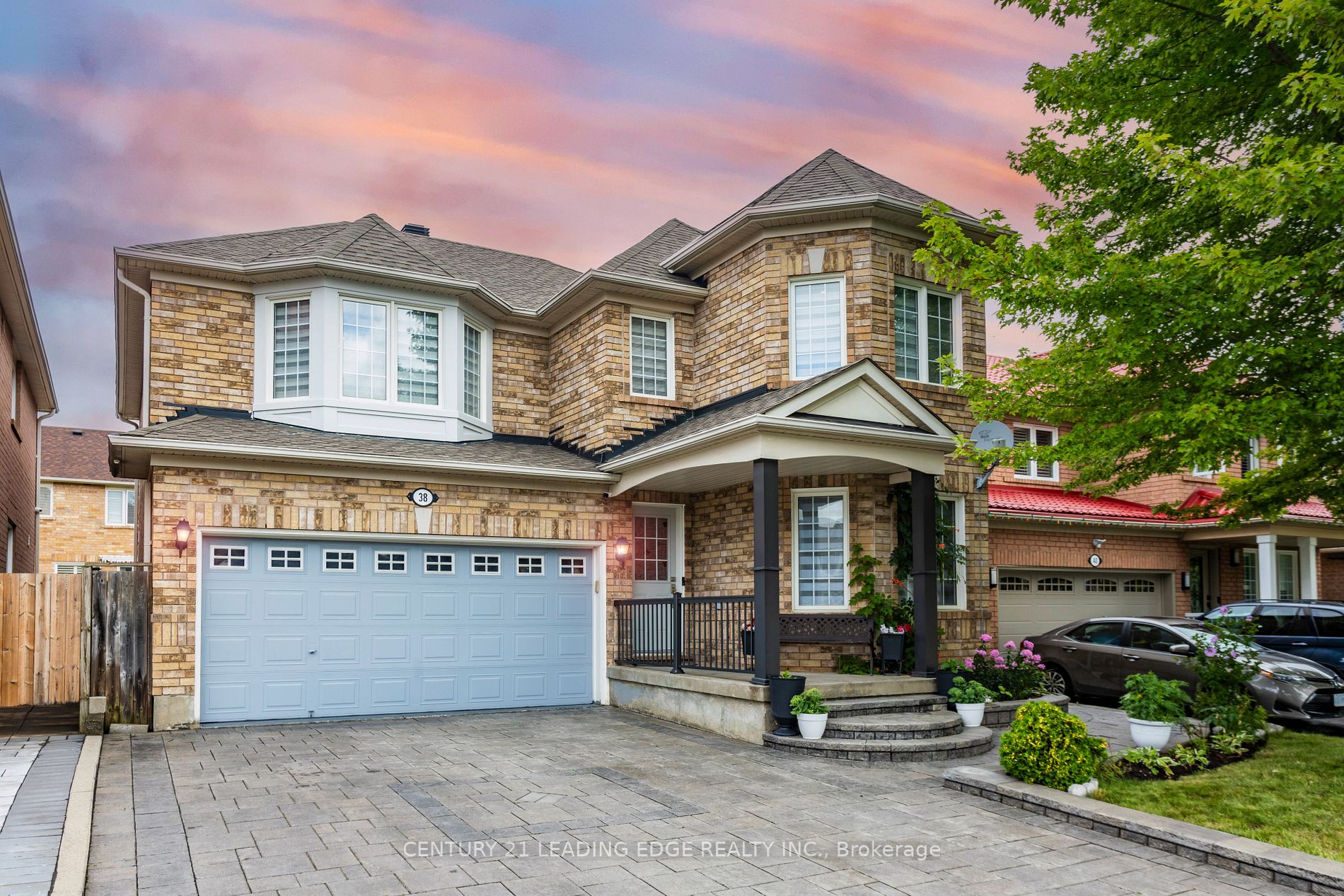 38 Bobolink Ave