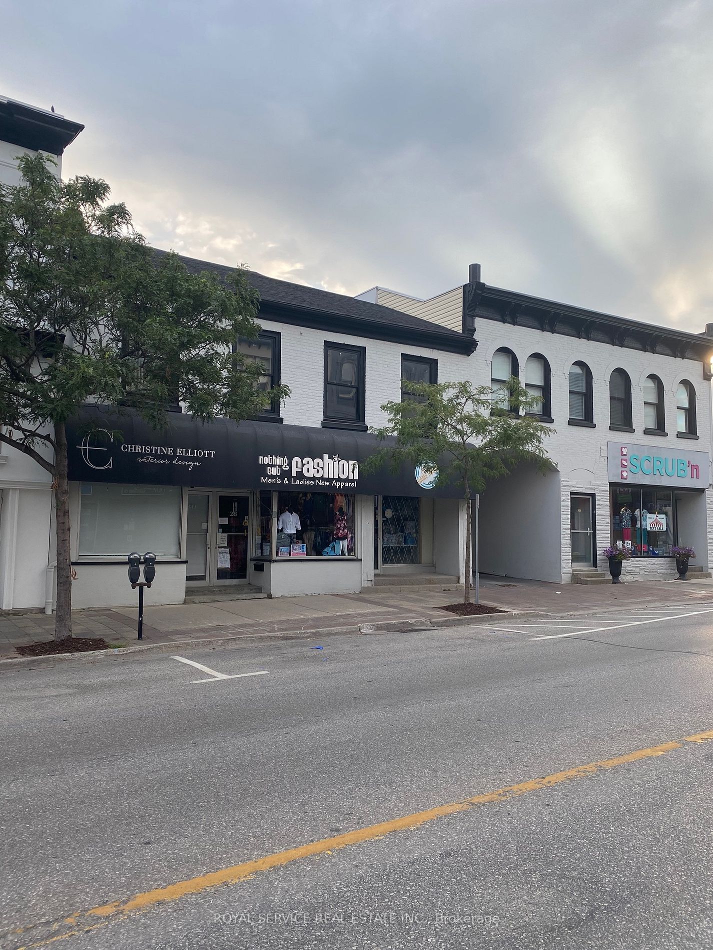 20-30 King St W