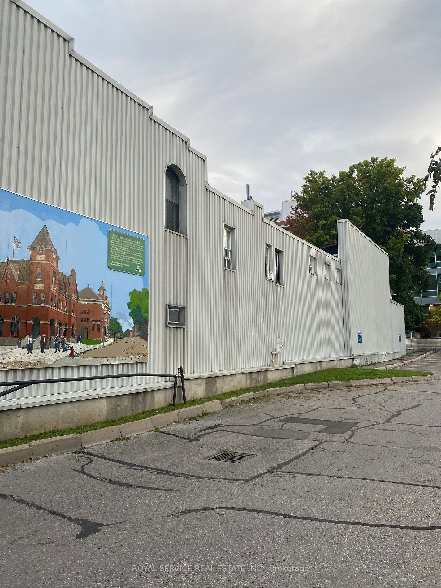 20-30 King St W