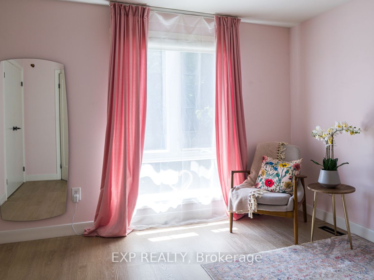 26 Livingston Rd, #96