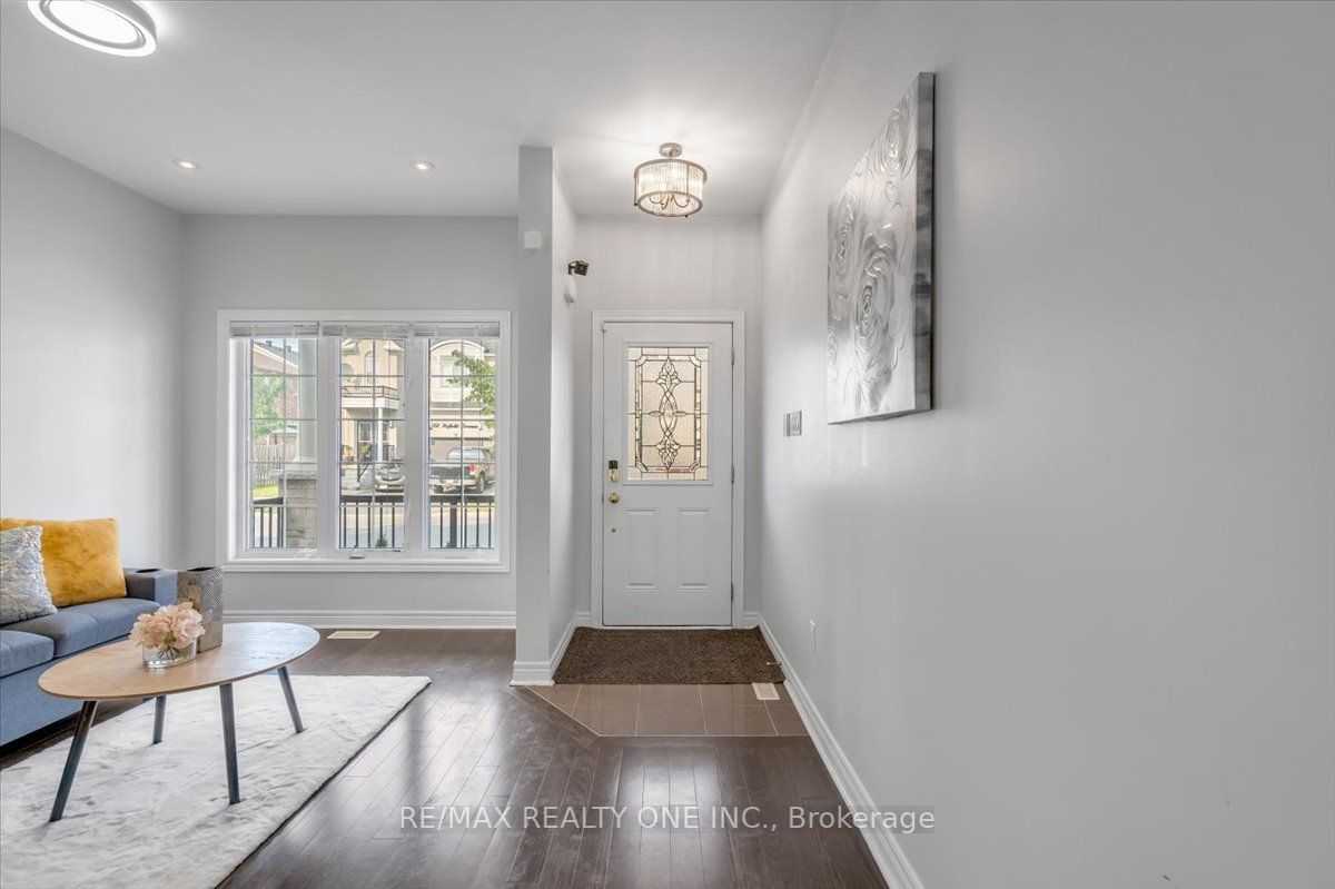 48 Arfield Ave