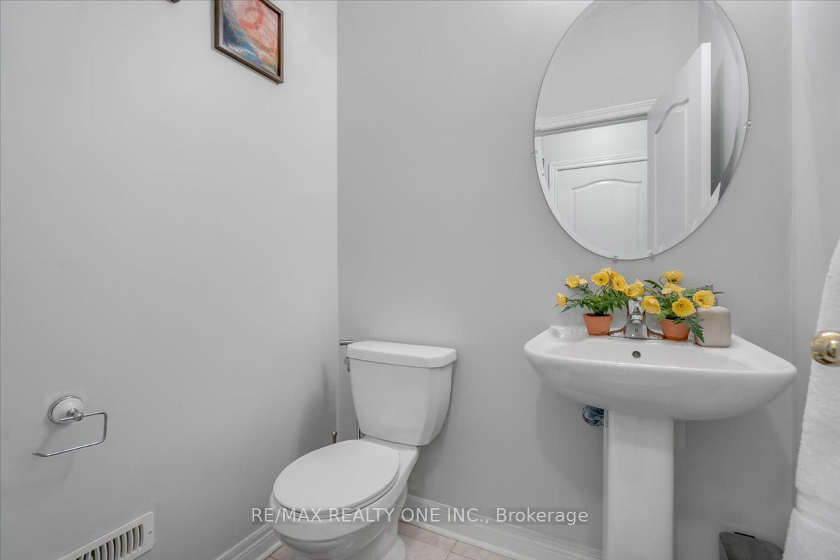 48 Arfield Ave