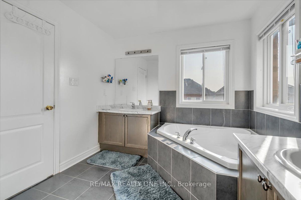 48 Arfield Ave