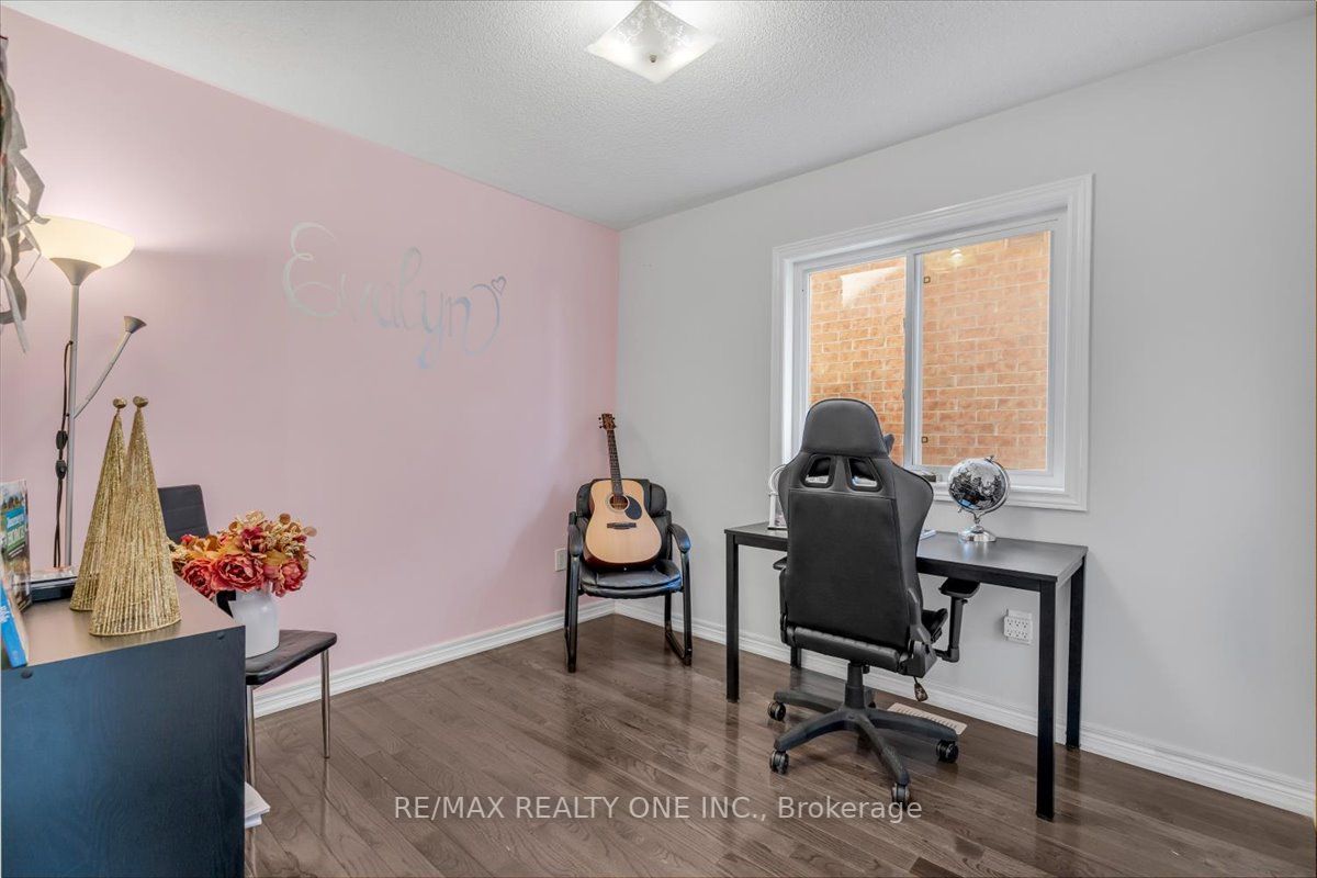 48 Arfield Ave