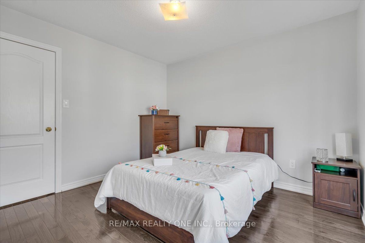 48 Arfield Ave