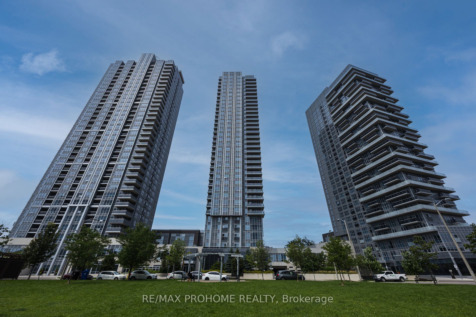 275 Village Green Sq, #2623