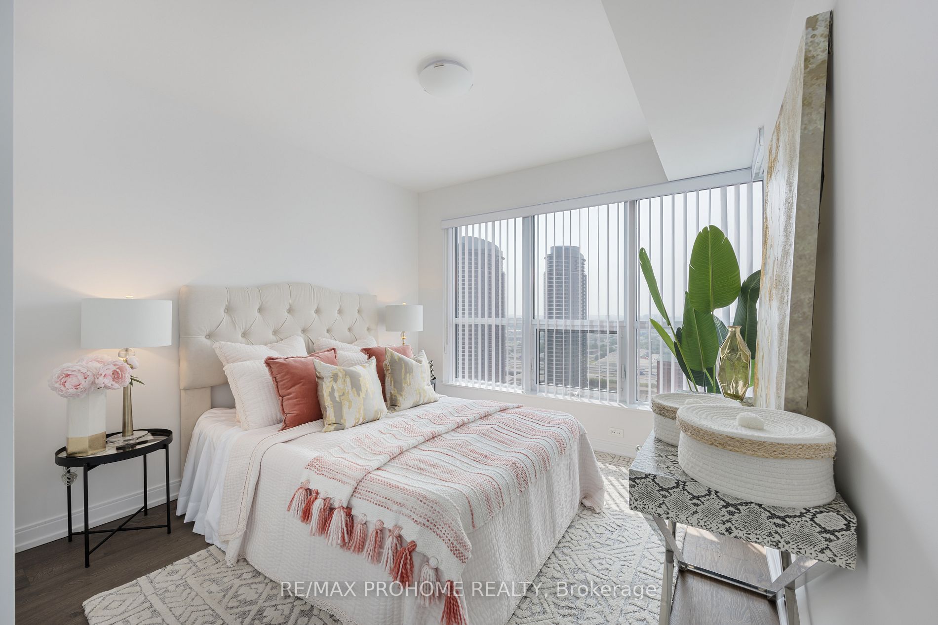 275 Village Green Sq, #2623