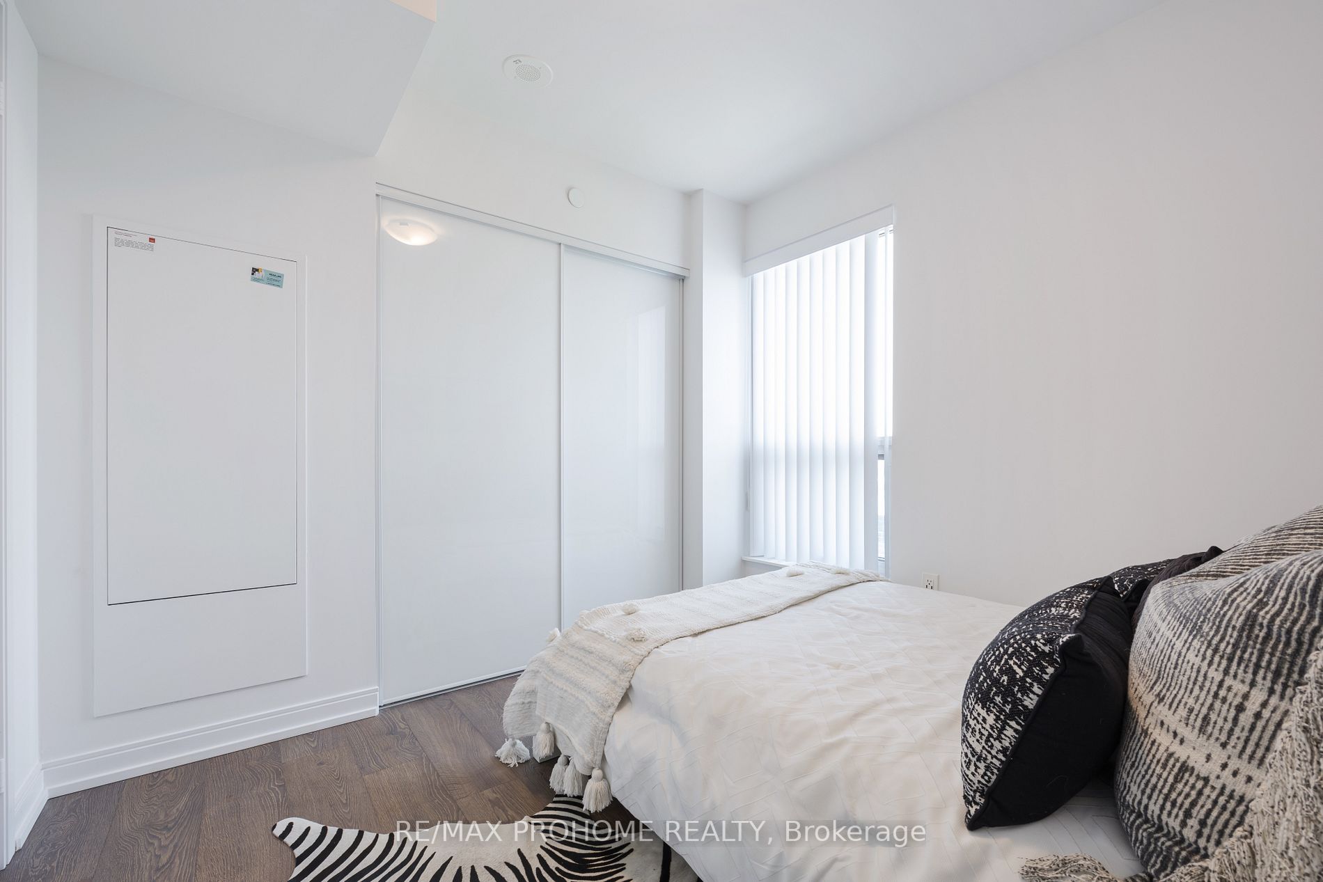 275 Village Green Sq, #2623