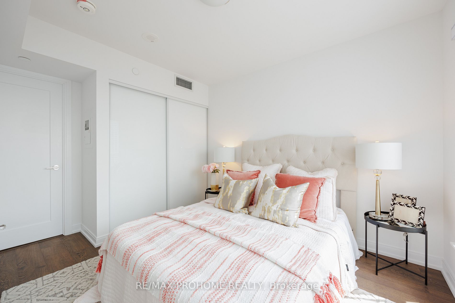 275 Village Green Sq, #2623
