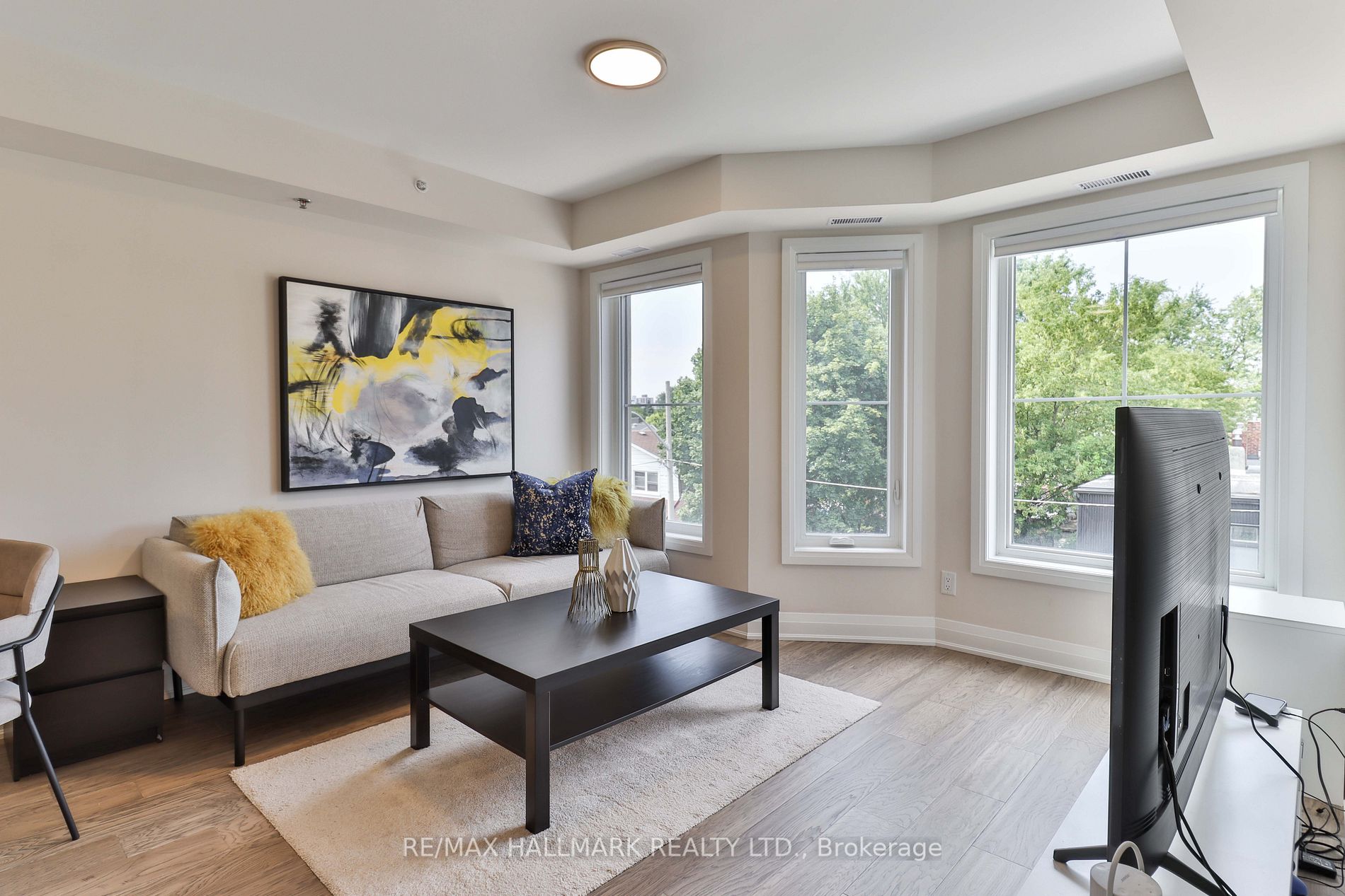 27 Somers Ave, #301