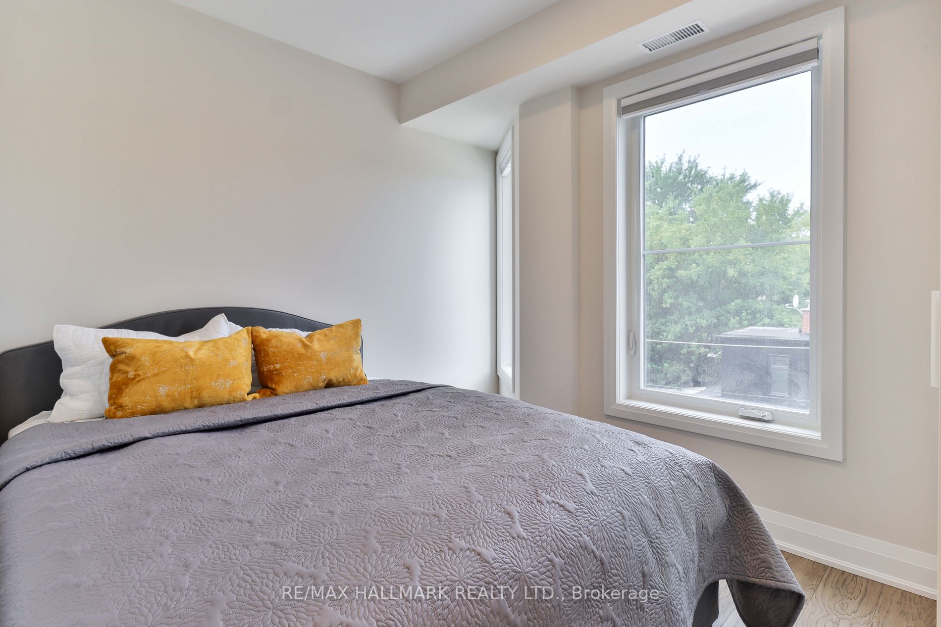 27 Somers Ave, #301