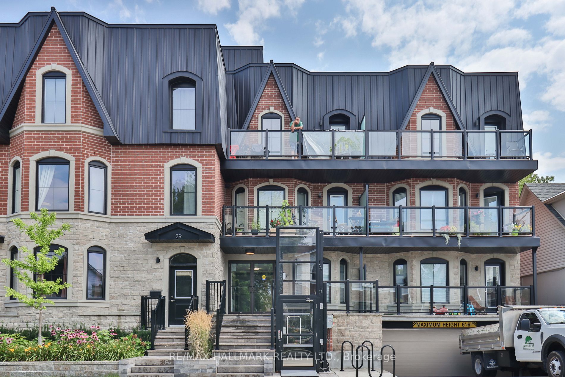 27 Somers Ave, #301