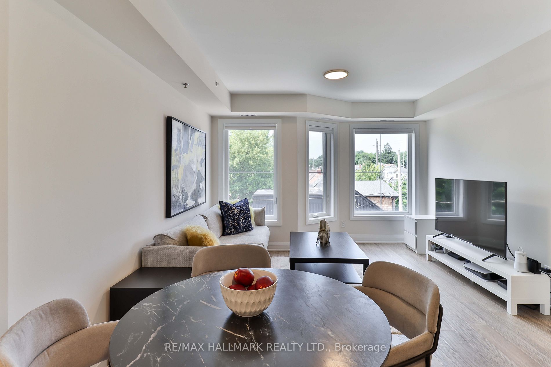 27 Somers Ave, #301