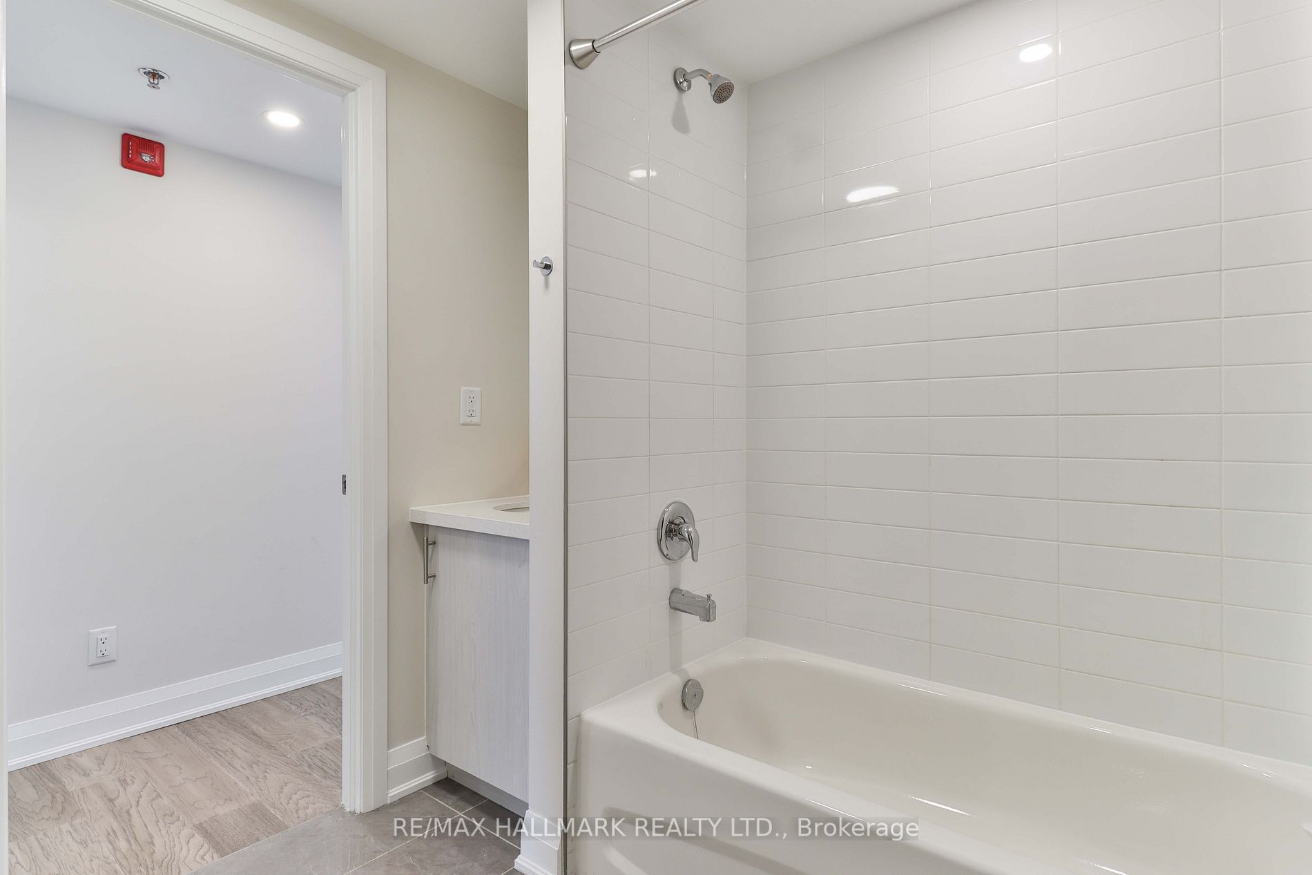 27 Somers Ave, #301