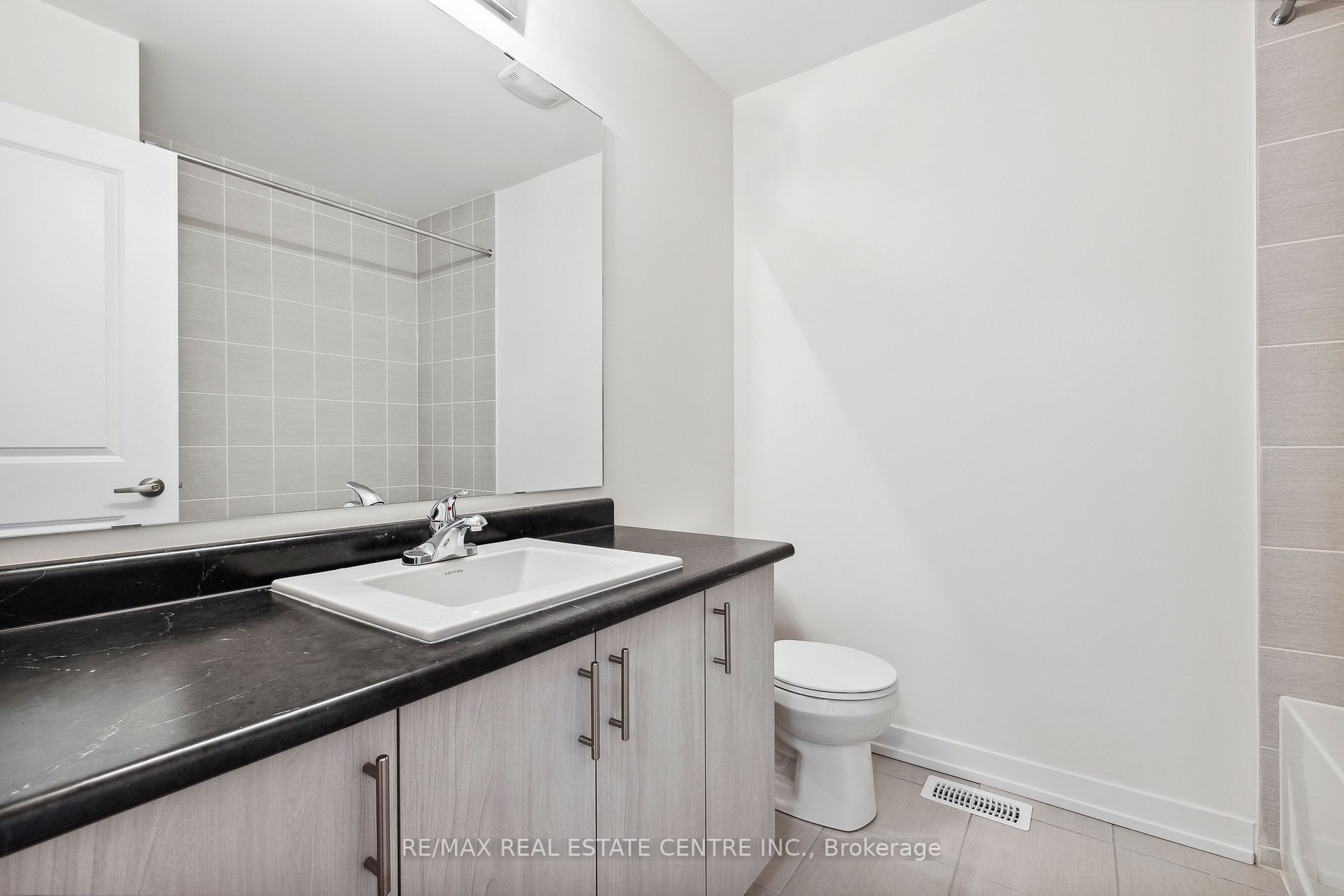 Listing E6745560 - Large Photo # 28