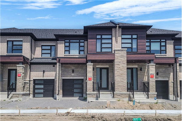 140 Ogston Cres, Whitby