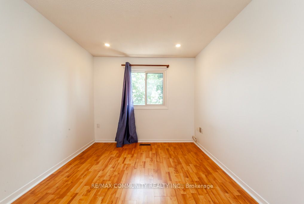 74 Fernbank Place